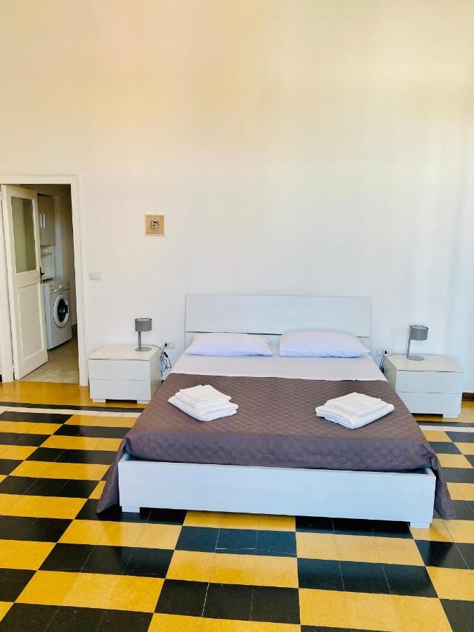 Inneapolis. Nel Cuore Della Citta Apartment Naples