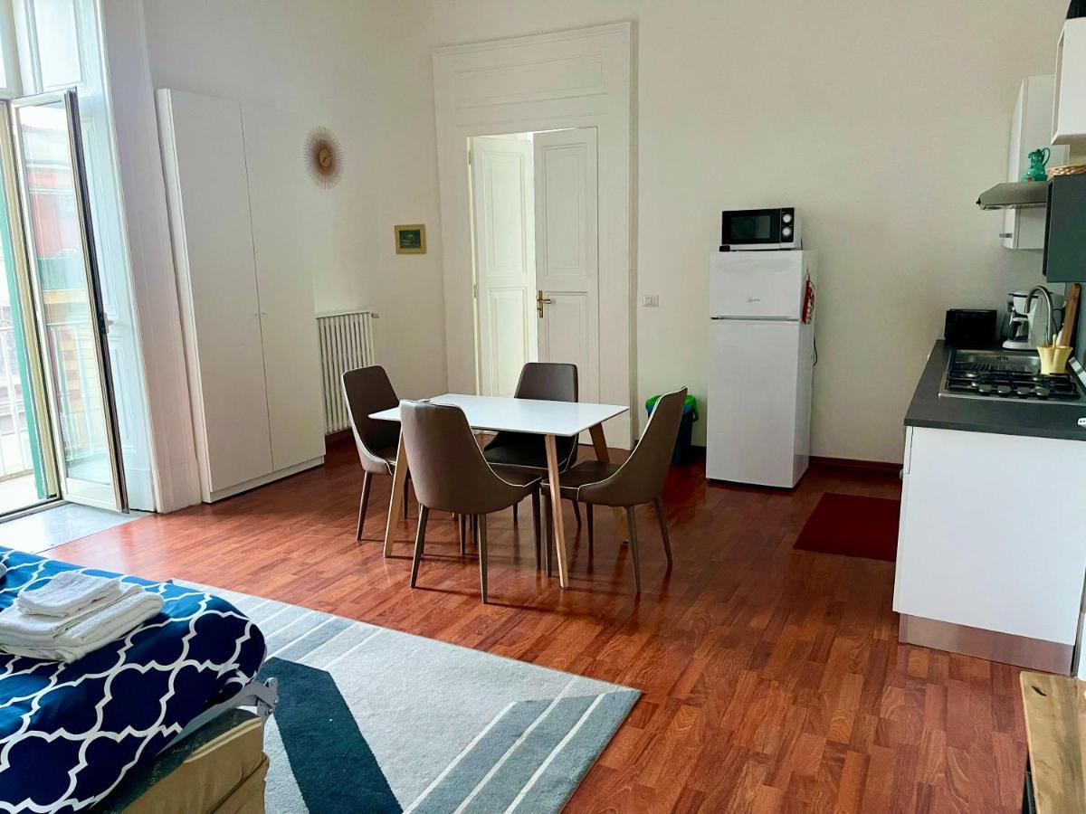 Inneapolis. Nel Cuore Della Citta Apartment Naples
